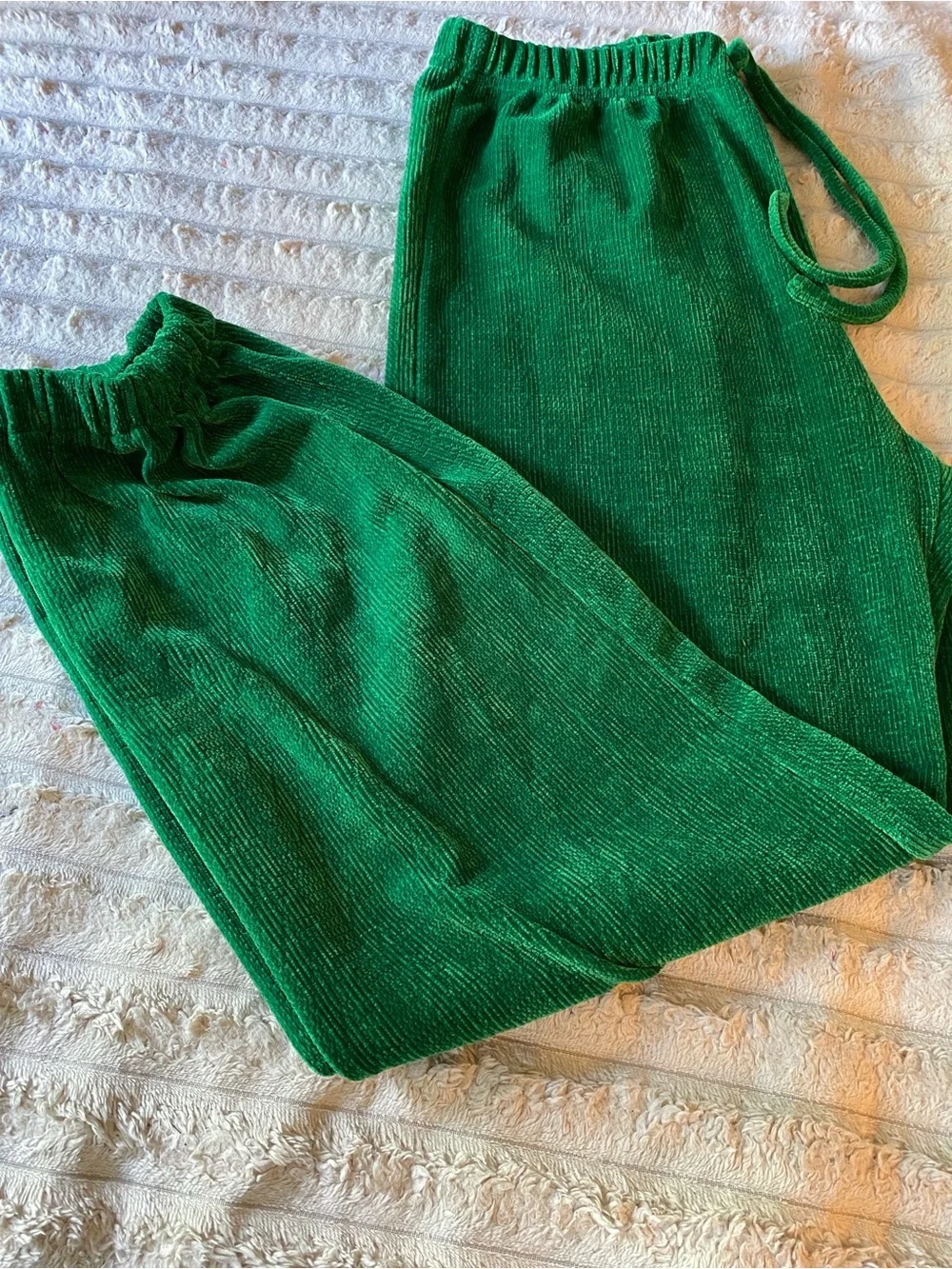 N/A soft green